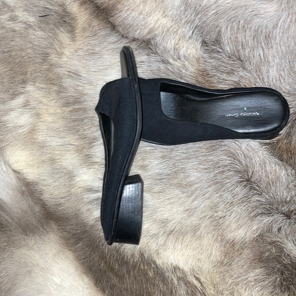 Amanda Smith Shoes - Black cloth slip on sandal 2” elongated thick heel